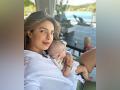 It's Glam up day for Priyanka Chopra and her daughter Malti Marie - Hindi News | It's Glam up day for Priyanka Chopra and her daughter Malti Marie | Latest entertainment News at Lokmattimes.com