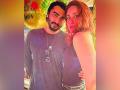 Arjun Kapoor shares super-stylish frame with Kareena Kapoor Khan as 'Ki and Ka' clocks 7 years - Hindi News | Arjun Kapoor shares super-stylish frame with Kareena Kapoor Khan as 'Ki and Ka' clocks 7 years | Latest entertainment News at Lokmattimes.com