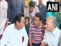 Former MP CM Kamal Nath meets families of victims of Indore temple mishap - Hindi News | Former MP CM Kamal Nath meets families of victims of Indore temple mishap | Latest politics News at Lokmattimes.com