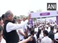 Rajasthan: CM Ashok Gehlot flags off 'JITO Ahimsa Run' in Jaipur - Hindi News | Rajasthan: CM Ashok Gehlot flags off 'JITO Ahimsa Run' in Jaipur | Latest national News at Lokmattimes.com