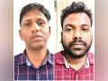 Odisha: Police SI, another person caught taking bribe in Bhubaneswar - Hindi News | Odisha: Police SI, another person caught taking bribe in Bhubaneswar | Latest national News at Lokmattimes.com