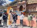 Uttarakhand: Badrinath Kedarnath Temple Committee President inspects reconstruction works, reviews travel arrangements for devotees - Hindi News | Uttarakhand: Badrinath Kedarnath Temple Committee President inspects reconstruction works, reviews travel arrangements for devotees | Latest national News at Lokmattimes.com
