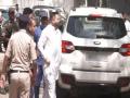 Land-for-jobs case: Bihar Deputy CM Tejashwi Yadav leaves ED office in Delhi - Hindi News | Land-for-jobs case: Bihar Deputy CM Tejashwi Yadav leaves ED office in Delhi | Latest national News at Lokmattimes.com