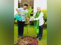 Dr BR Ambedkar's grandson Prakash plants saplings in Telangana's Begumpet - Hindi News | Dr BR Ambedkar's grandson Prakash plants saplings in Telangana's Begumpet | Latest national News at Lokmattimes.com