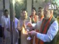 Union Home Minister Amit Shah performs puja at Dakshineswar Kali Temple in Kolkata - Hindi News | Union Home Minister Amit Shah performs puja at Dakshineswar Kali Temple in Kolkata | Latest national News at Lokmattimes.com