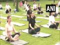 G20 delegates take part in Yoga session on sidelines of Health Working Group meeting - Hindi News | G20 delegates take part in Yoga session on sidelines of Health Working Group meeting | Latest national News at Lokmattimes.com