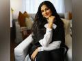 Rhea Kapoor drops glimpse of Tabu, Kareena, Kriti from sets of 'The Crew' - Hindi News | Rhea Kapoor drops glimpse of Tabu, Kareena, Kriti from sets of 'The Crew' | Latest entertainment News at Lokmattimes.com