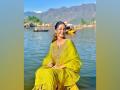 Hina Khan in awe of Kashmir, shares pics from paradise - Hindi News | Hina Khan in awe of Kashmir, shares pics from paradise | Latest entertainment News at Lokmattimes.com