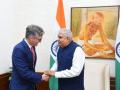 British High Commissioner to India calls on Vice President Dhankar to discuss preparation for King's coronation - Hindi News | British High Commissioner to India calls on Vice President Dhankar to discuss preparation for King's coronation | Latest international News at Lokmattimes.com