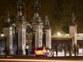 Man arrested after suspected shotgun cartridges thrown into Buckingham Palace grounds - Hindi News | Man arrested after suspected shotgun cartridges thrown into Buckingham Palace grounds | Latest international News at Lokmattimes.com