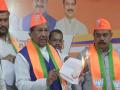 "Bajrang Dal a nationalist outfit": BJP's Eshwarappa burns Congress manifesto over ban promise in K'taka - Hindi News | "Bajrang Dal a nationalist outfit": BJP's Eshwarappa burns Congress manifesto over ban promise in K'taka | Latest politics News at Lokmattimes.com