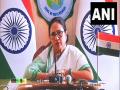 CM Mamata Banerjee offers condolences to bereaved families of jawans killed in Rajouri encounter - Hindi News | CM Mamata Banerjee offers condolences to bereaved families of jawans killed in Rajouri encounter | Latest national News at Lokmattimes.com