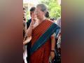 Congress leader Sonia Gandhi arrives in poll-bound Karnataka's Huballi - Hindi News | Congress leader Sonia Gandhi arrives in poll-bound Karnataka's Huballi | Latest national News at Lokmattimes.com