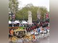 King Charles III's coronation: Monarchs ride royal carriages - Hindi News | King Charles III's coronation: Monarchs ride royal carriages | Latest entertainment News at Lokmattimes.com