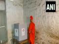Karnataka Assembly polls: Siddalinga Swami of Siddaganga mutt casts vote in Tumakuru - Hindi News | Karnataka Assembly polls: Siddalinga Swami of Siddaganga mutt casts vote in Tumakuru | Latest politics News at Lokmattimes.com