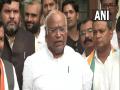 Karnataka victory due to collective efforts, CM will be chosen through consensus: Kharge - Hindi News | Karnataka victory due to collective efforts, CM will be chosen through consensus: Kharge | Latest politics News at Lokmattimes.com