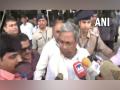 Siddaramiah reaches Delhi as party leadership mulls Karnataka CM choice - Hindi News | Siddaramiah reaches Delhi as party leadership mulls Karnataka CM choice | Latest politics News at Lokmattimes.com