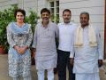 Siddaramaiah, DK Shivakumar meet Rahul, Priyanka Gandhi in Delhi ahead of swearing-in ceremony - Hindi News | Siddaramaiah, DK Shivakumar meet Rahul, Priyanka Gandhi in Delhi ahead of swearing-in ceremony | Latest politics News at Lokmattimes.com