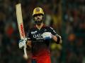 IPL 2023: "Virat Kohli had a niggle in his knee, it isn't anything serious," says RCB head coach Sanjay Bangar - Hindi News | IPL 2023: "Virat Kohli had a niggle in his knee, it isn't anything serious," says RCB head coach Sanjay Bangar | Latest cricket News at Lokmattimes.com