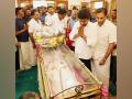 Tamil Nadu: DMK leaders condole demise of industrialist Karumuttu T Kannan - Hindi News | Tamil Nadu: DMK leaders condole demise of industrialist Karumuttu T Kannan | Latest national News at Lokmattimes.com