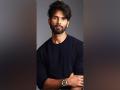 Shahid Kapoor to star in Siddharth Roy Kapur's next action thriller - Hindi News | Shahid Kapoor to star in Siddharth Roy Kapur's next action thriller | Latest entertainment News at Lokmattimes.com