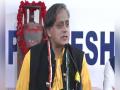 Cong MP Shashi Tharoor inaugurates Kerala's first Wi-Fi street in Kochi - Hindi News | Cong MP Shashi Tharoor inaugurates Kerala's first Wi-Fi street in Kochi | Latest national News at Lokmattimes.com