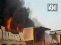 Massive fire breaks out at plastic factory in Gujarat's kheda - Hindi News | Massive fire breaks out at plastic factory in Gujarat's kheda | Latest national News at Lokmattimes.com