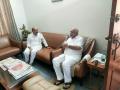 Karnataka: Ex-CM Bommai meets Yediyurappa amid talks in BJP to decide LoP - Hindi News | Karnataka: Ex-CM Bommai meets Yediyurappa amid talks in BJP to decide LoP | Latest national News at Lokmattimes.com