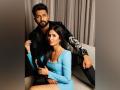 Vicky Kaushal dedicates song to wife Katrina Kaif after latter praises 'Zara Hatke Zara Bachke' - Hindi News | Vicky Kaushal dedicates song to wife Katrina Kaif after latter praises 'Zara Hatke Zara Bachke' | Latest entertainment News at Lokmattimes.com