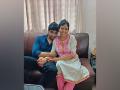 Adivi Sesh spends time with Major Sandeep Unnikrishnan's family on film's first anniversary - Hindi News | Adivi Sesh spends time with Major Sandeep Unnikrishnan's family on film's first anniversary | Latest entertainment News at Lokmattimes.com