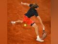 French Open: Alexander Zverev battle past Martin Etcheverry to reach SFs - Hindi News | French Open: Alexander Zverev battle past Martin Etcheverry to reach SFs | Latest tennis News at Lokmattimes.com