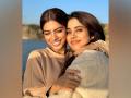 Janhvi Kapoor showers praises on her sister Khushi Kapoor's 'The Archies' teaser - Hindi News | Janhvi Kapoor showers praises on her sister Khushi Kapoor's 'The Archies' teaser | Latest entertainment News at Lokmattimes.com
