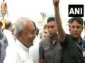 "Bahut garmi hai...": Nitish Kumar ducks question over Uniform Civil Code - Hindi News | "Bahut garmi hai...": Nitish Kumar ducks question over Uniform Civil Code | Latest politics News at Lokmattimes.com