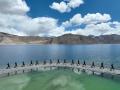 Indian Army personnel perform Yoga at Ladakh's Pangong Tso Lake - Hindi News | Indian Army personnel perform Yoga at Ladakh's Pangong Tso Lake | Latest national News at Lokmattimes.com