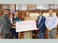 Bank of Maharashtra presents dividend cheque of Rs 795.94 crore to Finance Minister Nirmala Sitharaman - Hindi News | Bank of Maharashtra presents dividend cheque of Rs 795.94 crore to Finance Minister Nirmala Sitharaman | Latest business News at Lokmattimes.com