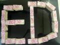 Gujarat: ED seizes over Rs 1 crore cash in Rs 2,000 denomination - Hindi News | Gujarat: ED seizes over Rs 1 crore cash in Rs 2,000 denomination | Latest national News at Lokmattimes.com