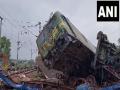 "Goods train overshot red signal, leading to derailment..." South Eastern Railway Official on Bankura train accident - Hindi News | "Goods train overshot red signal, leading to derailment..." South Eastern Railway Official on Bankura train accident | Latest national News at Lokmattimes.com
