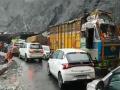 Jammu-Srinagar national highway blocked for vehicular movement after landslides - Hindi News | Jammu-Srinagar national highway blocked for vehicular movement after landslides | Latest national News at Lokmattimes.com