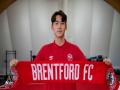 Brentford sign 18-year-old Ji-soo Kim - Hindi News | Brentford sign 18-year-old Ji-soo Kim | Latest football News at Lokmattimes.com