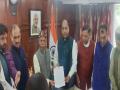 HP: BJP submits memorandum to Governor demanding NIA investigation in Chamba murder case - Hindi News | HP: BJP submits memorandum to Governor demanding NIA investigation in Chamba murder case | Latest politics News at Lokmattimes.com
