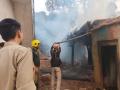 J&K: Fire breaks out at a house in Udhampur - Hindi News | J&K: Fire breaks out at a house in Udhampur | Latest national News at Lokmattimes.com