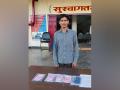 Chhattisgarh: Naxal associate arrested while trying to deposit Rs 6.2 lakh cash in Rs 2000 notes - Hindi News | Chhattisgarh: Naxal associate arrested while trying to deposit Rs 6.2 lakh cash in Rs 2000 notes | Latest national News at Lokmattimes.com