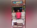 Man posing as cop held for assaulting youth in Odisha's Bhubaneswar - Hindi News | Man posing as cop held for assaulting youth in Odisha's Bhubaneswar | Latest national News at Lokmattimes.com