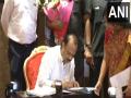 Maharashtra Deputy CM Ajit Pawar has backing of 40 NCP MLAs and 6 NCP MLCs: Sources - Hindi News | Maharashtra Deputy CM Ajit Pawar has backing of 40 NCP MLAs and 6 NCP MLCs: Sources | Latest politics News at Lokmattimes.com