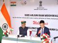 Union Minister Arjun Ram Meghwal, Vietnamese counterpart Le Thanh Long discuss cooperation in law and justice - Hindi News | Union Minister Arjun Ram Meghwal, Vietnamese counterpart Le Thanh Long discuss cooperation in law and justice | Latest international News at Lokmattimes.com