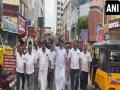 Congress workers in Coimbatore hold protests against Gujarat HC rejecting Rahul Gandhi's plea - Hindi News | Congress workers in Coimbatore hold protests against Gujarat HC rejecting Rahul Gandhi's plea | Latest politics News at Lokmattimes.com