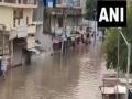 Rajasthan: Unrelenting showers leaves Sikar severely waterlogged, hits normal life - Hindi News | Rajasthan: Unrelenting showers leaves Sikar severely waterlogged, hits normal life | Latest national News at Lokmattimes.com