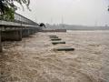 Yamuna water level reaches its highest-ever mark at 207.55 metres; Kejriwal convenes emergency meeting - Hindi News | Yamuna water level reaches its highest-ever mark at 207.55 metres; Kejriwal convenes emergency meeting | Latest national News at Lokmattimes.com