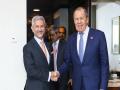 Jaishankar meets Russian counterpart Sergey Lavrov in Jakarta, discusses Ukraine, bilateral economic issues  - Hindi News | Jaishankar meets Russian counterpart Sergey Lavrov in Jakarta, discusses Ukraine, bilateral economic issues  | Latest international News at Lokmattimes.com