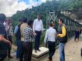 Former Himachal BJP president Suresh Kashyap inspects flood affected areas in Shimla  - Hindi News | Former Himachal BJP president Suresh Kashyap inspects flood affected areas in Shimla  | Latest national News at Lokmattimes.com